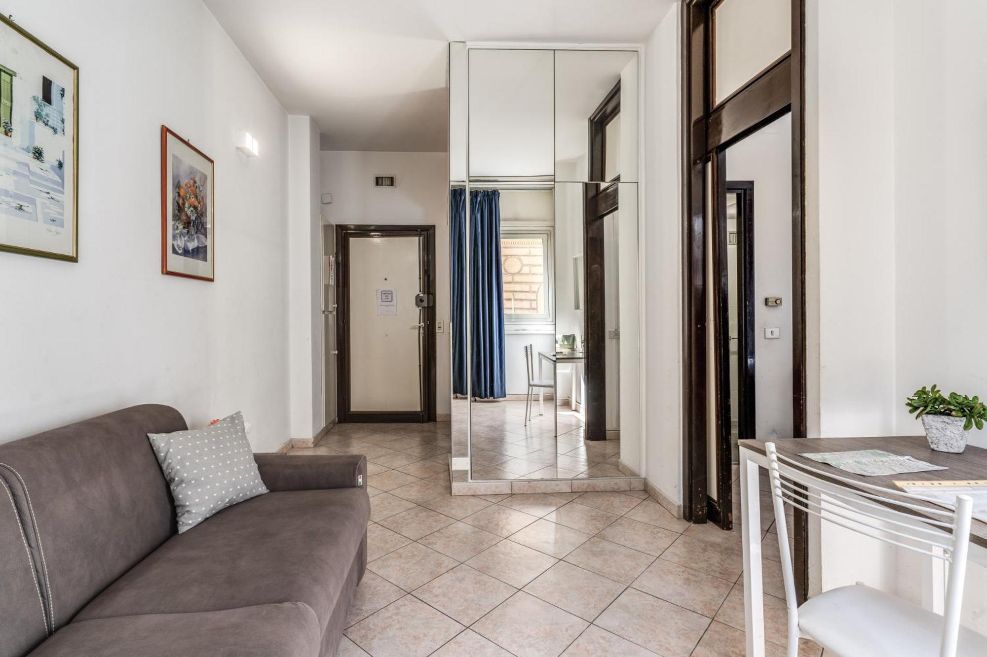 M&L Apartments - Ardesia Colosseo Рим Екстер'єр фото